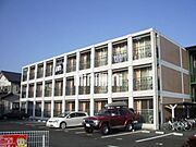 一ツ木駅より徒歩20分 築21年 3階建の賃貸物件