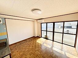 三愛ビル 201 2階2LDKのリビング/ダイニング