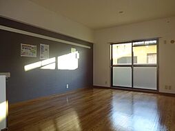 カサ・フェリスIII 2階3LDKのリビング/ダイニング