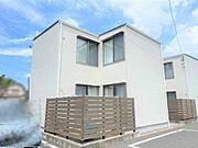 寺本駅より徒歩13分 築8年1ヶ月 2階建の賃貸物件
