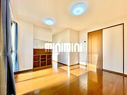 カーサ・レガート 1階1LDKのリビング/ダイニング