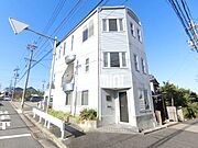 前後駅より徒歩14分 築31年 3階建の賃貸物件