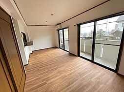 ドリームハイツルナ 1階2LDKのリビング/ダイニング