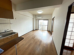 プレミール三郷 6階3LDKのリビング/ダイニング