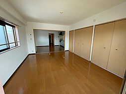 ロイヤルあさひ 3階1LDKのリビング/ダイニング