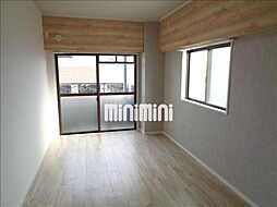 シーズンコート尾張瀬戸 5階ワンルームのリビング/ダイニング