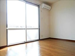 ロイヤルヒル山口　B棟 2階1DKのリビング/ダイニング