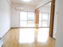 ヴァルール 3階1LDKのリビング/ダイニング