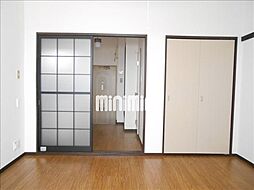 Ｓｔ．ハイムテオドールII 1階1Kのリビング/ダイニング