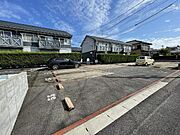 コートビレッジジュンA棟 1階 築32年11ヶ月の賃貸物件