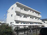 山口駅より徒歩8分 築37年2ヶ月 3階建の賃貸物件