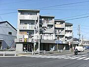 印場駅より徒歩22分 築35年1ヶ月 4階建の賃貸物件