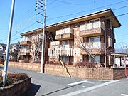 三郷駅より徒歩13分 3階 築24年の賃貸物件