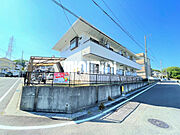 黒笹駅より徒歩3分 築24年7ヶ月 2階建の賃貸物件