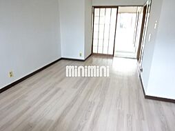 メゾンカドシゲ 1階3LDKのリビング/ダイニング