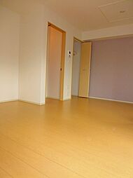 FRAISE 1階1LDKのリビング/ダイニング