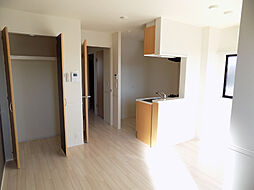 ル・エミフト　ドュ 202 2階1LDKのリビング/ダイニング