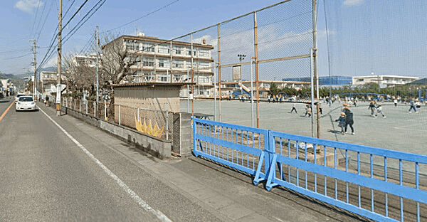 画像21:小学校「静岡市立安東小学校まで650m」