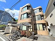 春日町駅より徒歩4分 築37年9ヶ月 3階建の賃貸物件