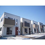 2階 築15年2ヶ月の賃貸物件
