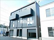  築5年8ヶ月 3階建の賃貸物件