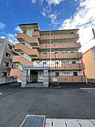  築16年3ヶ月 5階建の賃貸物件