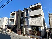 沼津駅より徒歩6分 1階 築2年10ヶ月の賃貸物件