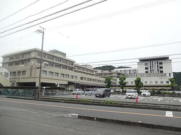 画像24:病院「市立島田市民病院まで310m」