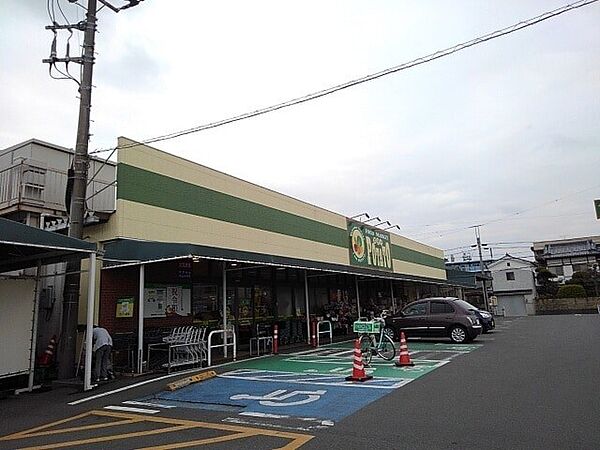 画像26:スーパー「ポテト淀川店まで670m」