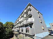 富士根駅より徒歩22分 築27年7ヶ月 4階建の賃貸物件