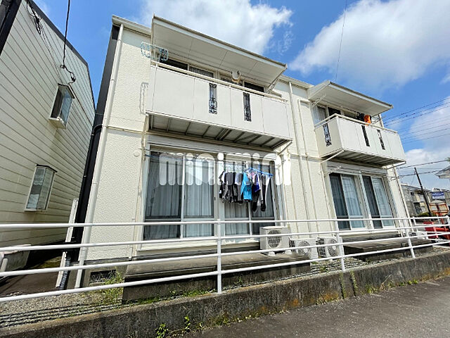 4 / 10