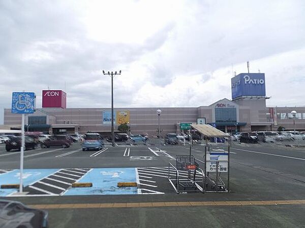 画像5:ショッピング施設「イオンまで820m」