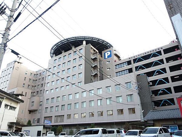 画像20:病院「順天堂大学附属静岡病院まで3200m」