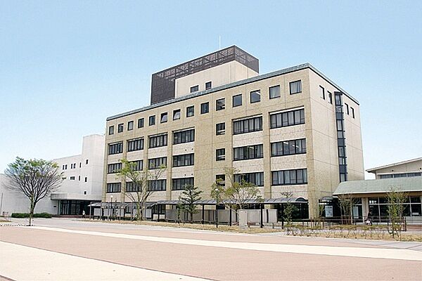 画像23:大学「私立岐阜聖徳学園大学羽島キャンパスまで453m」