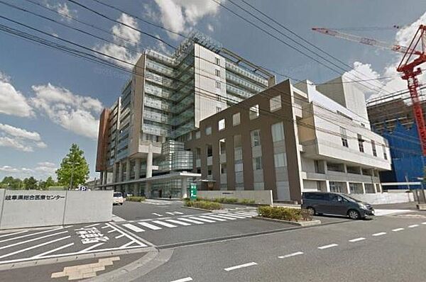 周辺：病院「岐阜県総合医療センターまで2400m」
