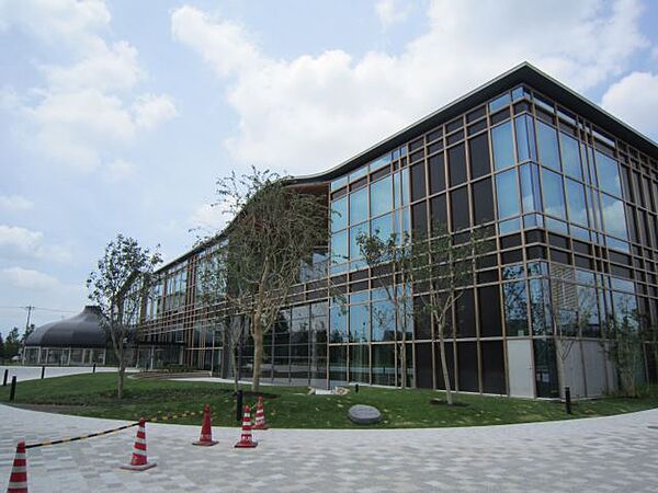 画像22:図書館「岐阜市立中央図書館まで360m」