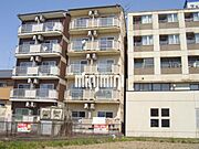 田神駅より徒歩14分 4階 築32年8ヶ月の賃貸物件