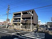 シャーメゾン三里 1階 築1年11ヶ月の賃貸物件