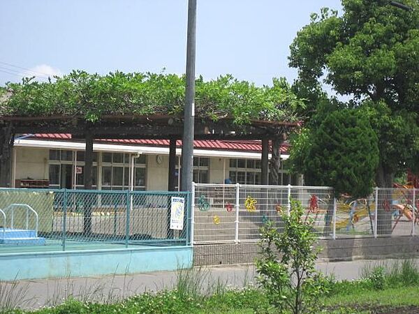 画像27:幼稚園、保育園「三城保育園まで1100m」