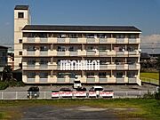 美濃高田駅より徒歩30分 築37年1ヶ月 4階建の賃貸物件