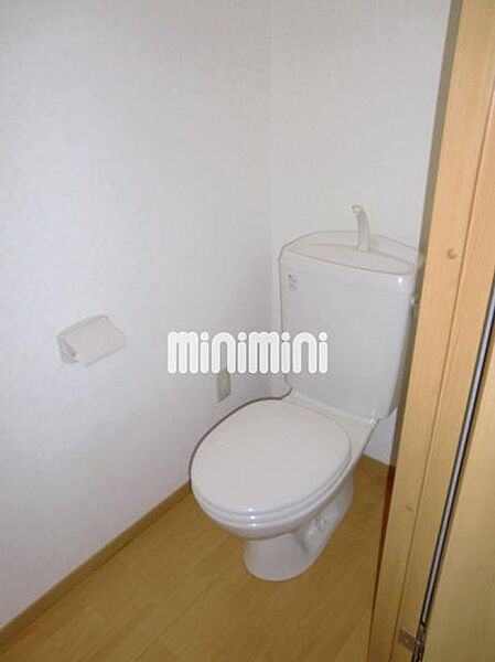 画像12:清潔感漂う綺麗なトイレ。