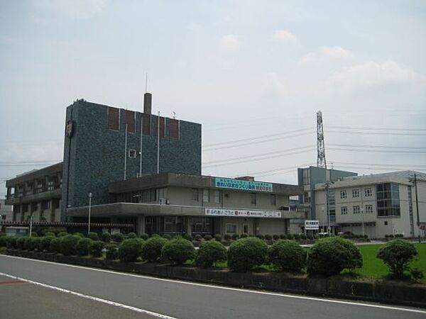 画像27:役所「神戸町役場まで2500m」