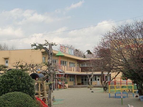 画像19:幼稚園、保育園「那加幼稚園まで1062m」