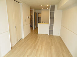 ナチュラルカーサ　II 1階1LDKのリビング/ダイニング