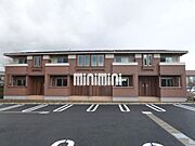 各務原市役所前駅よりバス32分 徒歩4分 築10年4ヶ月 2階建の賃貸物件