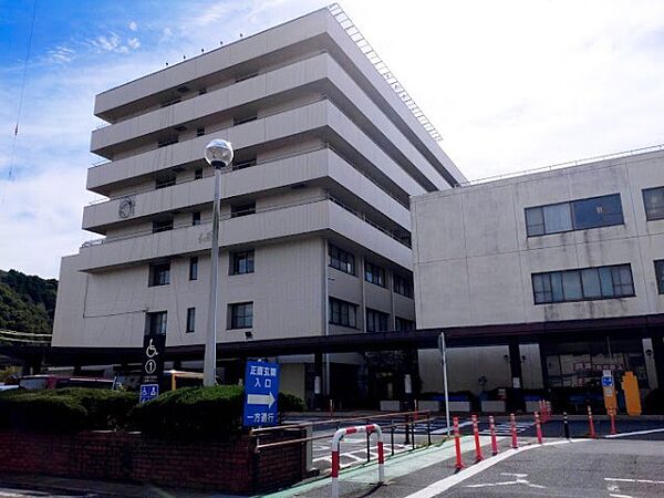 画像20:病院「岐阜県立多治見病院まで2562m」