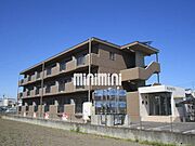 可児川駅より徒歩9分 築17年11ヶ月 3階建の賃貸物件
