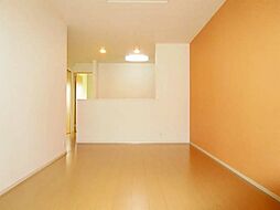 カルダ　カーサ 1階1LDKのリビング/ダイニング