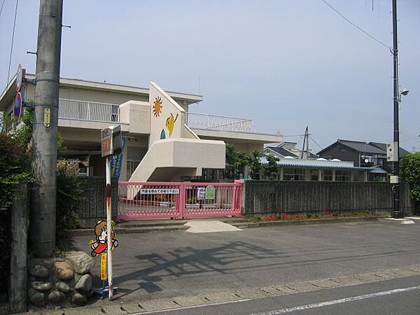 画像28:幼稚園、保育園「北方東保育園まで170m」