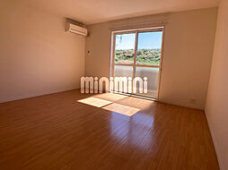 アーバンハウス・Ｔ 1階1Kのリビング/ダイニング